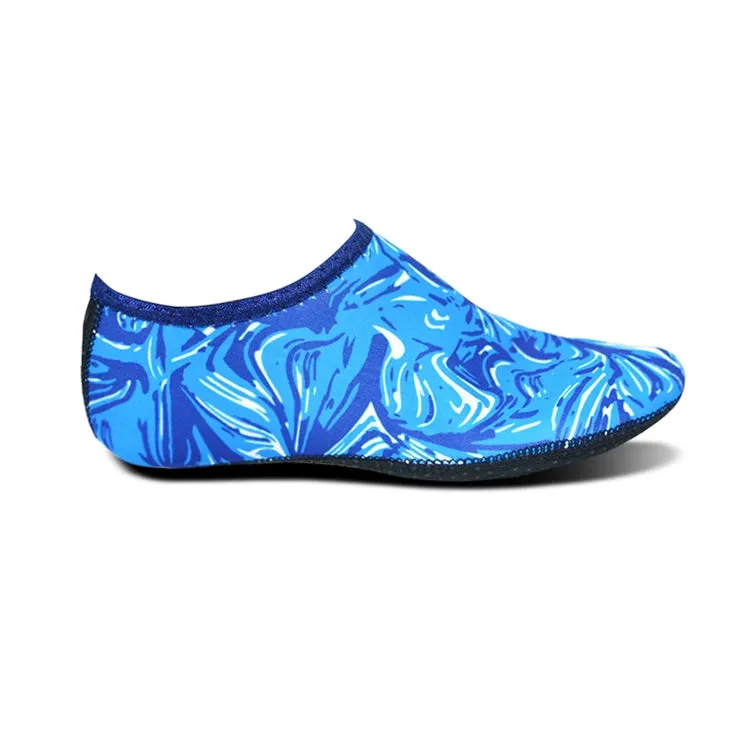 Non-slip Plastic Grain Texture Thick Cloth Sole Printing Diving Shoes and Socks, One Pair, Size:L (Blue Figured)