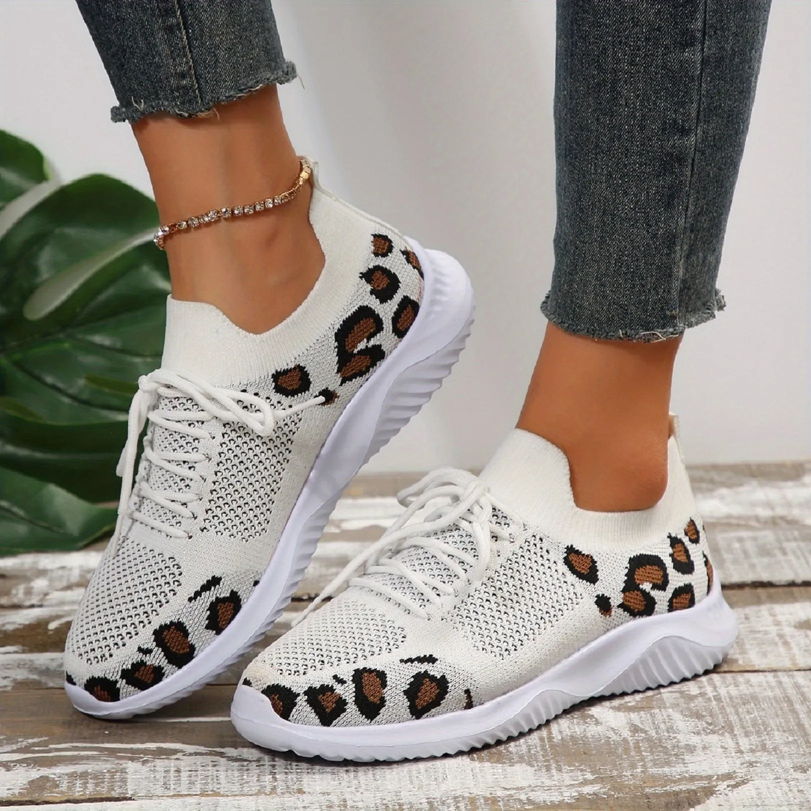 Women's Knitted Sports Shoes, Leopard Printed Low Top Running Shoes, Casual Walking Sneakers